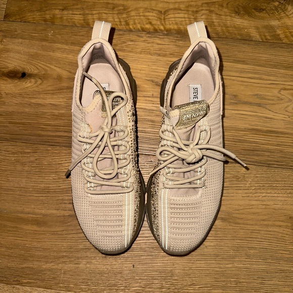 Steve Madden maxima sneaker - Picture 3 of 8